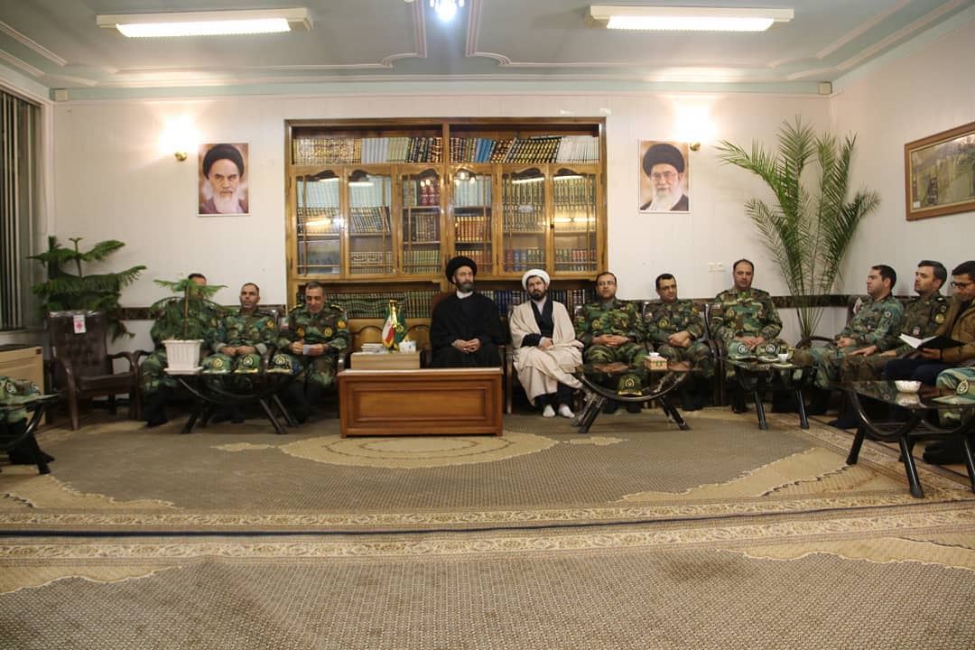 دیدار امام جمعه اردبیل با فرمانده ارتش استان اردبیل به روایت تصویر